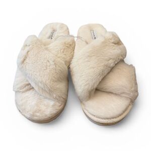 NWT Tahari Lexi Faux Fur Crisscross Slide Slippers Off White Size 10